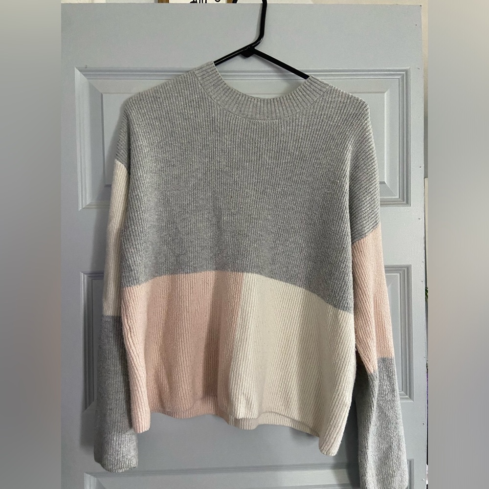 Women’s Sweater